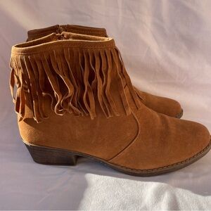 COPY - Caramel/Rust Western Fringe Ankle Bootie Women’s Sz. 10